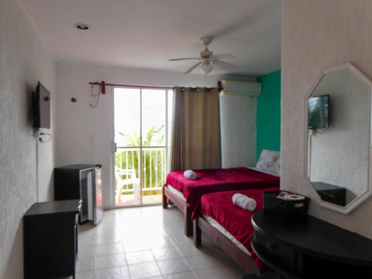 Hotel Ma Elena Isla Mujeres Zewnętrze zdjęcie
